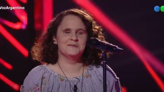 Conocé a Morena: es ciega, cantó Spinetta y conquistó las 4 sillas