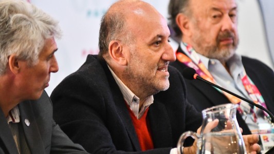 El secretario de Salud Caruana dio positivo de Covid