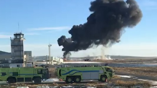 Se estrelló un avión sanitario en el aeropuerto de Río Grande: hay 4 muertos