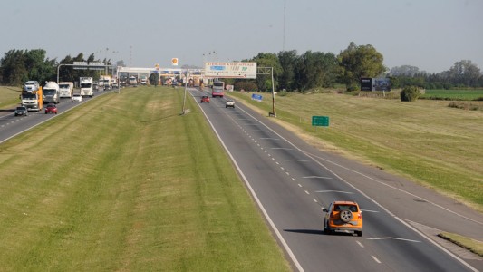 Horror en autopista: asesinaron a tiros a rosarino para robarle la moto