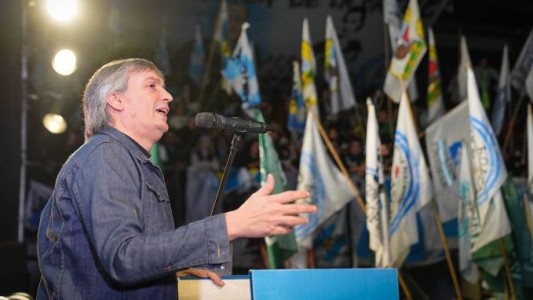 Máximo Kirchner: "Hablaron mal de Cristina, se abrazaron a Guzmán y los dejó tirados"