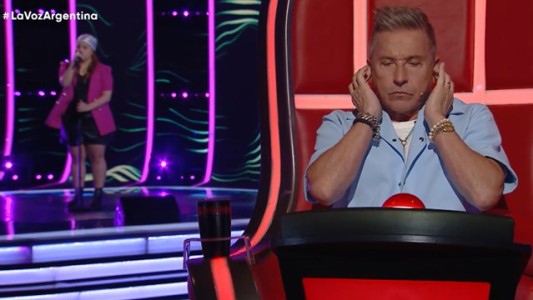 Cantó un tema de Lali y falló: el devastador gesto de Montaner