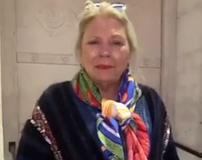 "En la Argentina solo nos quedan dos cosas: el arrepentimiento y la fe", dijo Elisa Carrió