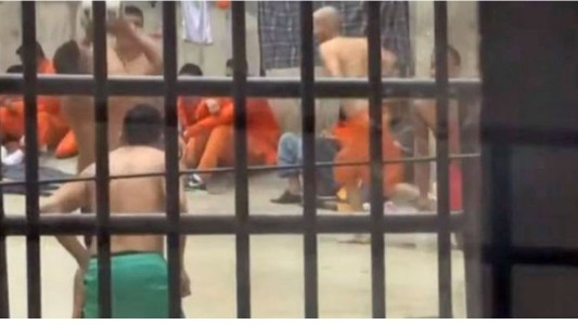 Masacre carcelaria: al menos 13 muertos y dos heridos en una prisión de Ecuador