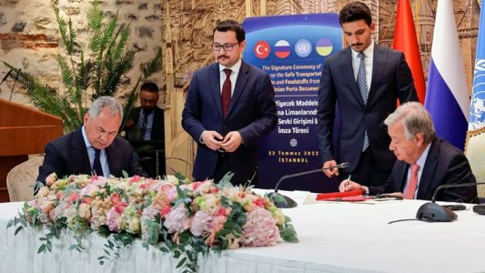 Un acuerdo entre Rusia y Ucrania para aliviar la crisis alimentaria