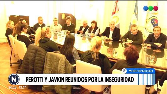 Familiares de víctimas de la inseguridad fueron recibidos por Perotti y Javkin