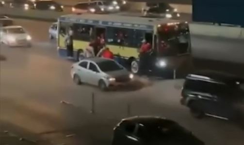 Dos heridos leves por enfrentamiento entre hinchas de Racing y River en Dock Sud