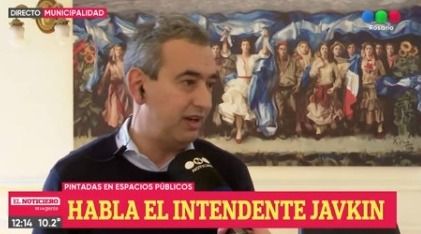 La Municipalidad denunció que las pintadas son una maniobra desestabilizadora