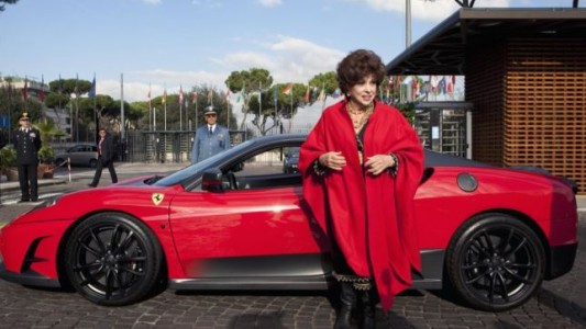 Italia: la célebre Gina Lollobrigida se postula para senadora
