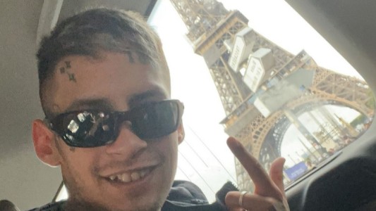 "Hoy acá, mañana en el barrio": L-Gante se dio el gusto de conocer la Torre Eiffel