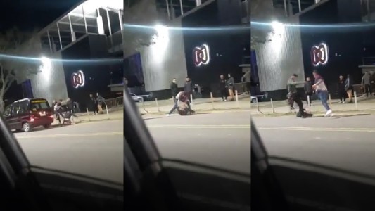 Video: brutal golpiza a un joven a la salida de un boliche en Santa Fe