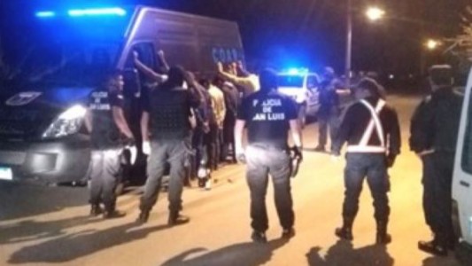 San Luis: un policía murió tras ser atacado a pedradas por asaltantes