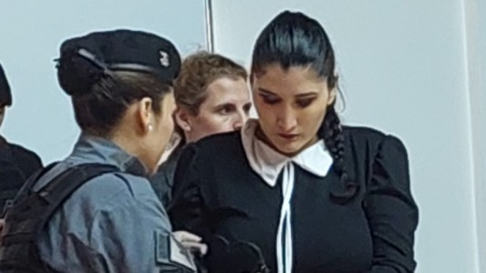 Mujer embarazada discutió con su ex y lo mató a puñaladas: alegó legítima defensa pero la condenaron a prisión perpetua