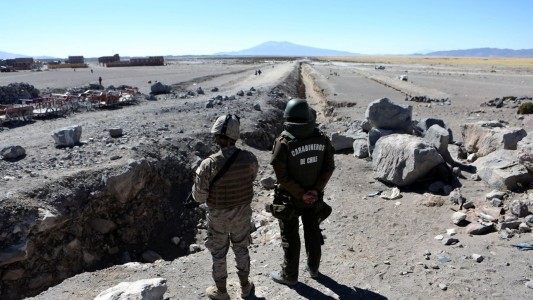 Un venezolano fue internado tras caer en la zanja que separa Chile de Bolivia