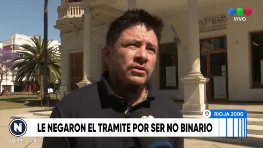 Se negaron a atender a un joven no binario en Iapos