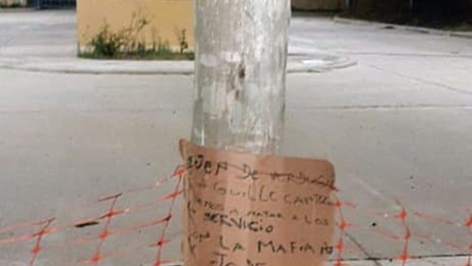 Balearon la cárcel en donde cumple condena Guille Cantero, líder de Los Monos