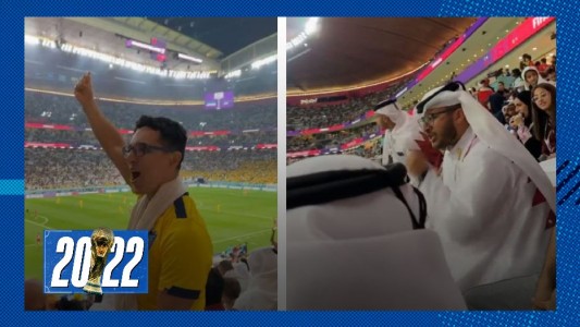 Video: el hincha de Ecuador que casi se agarra a piñas con un qatarí por un gol anulado