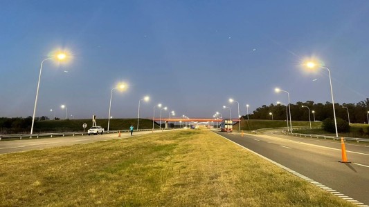 Se inauguró la nueva iluminación led en un tramo de la Autopista Santa Fe-Rosario