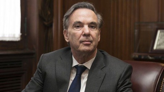 Pichetto: "Macri tiene hasta marzo para decidir si será candidato"