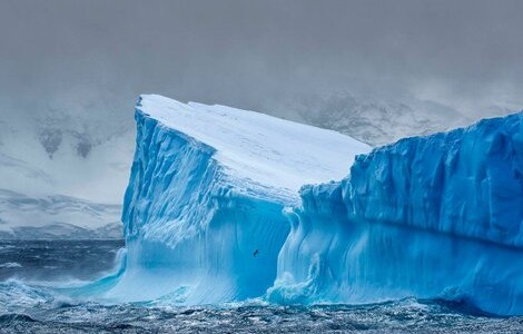 Un iceberg siete veces más grande que la CABA se desprendió de la Antártida