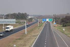 Comienzan a labrar multas con radares móviles en Circunvalación