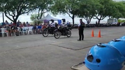 Realizaron capacitaciones y canje de cascos para motociclistas en La Florida