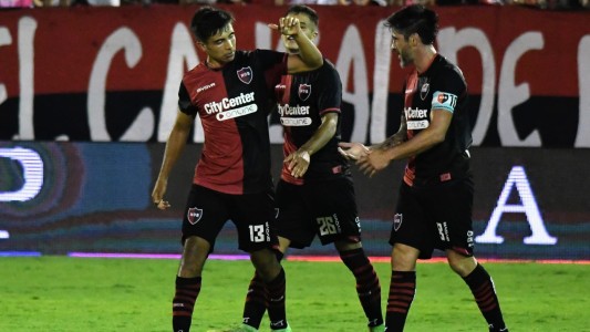 Newell's derrotó a Vélez por la segunda jornada