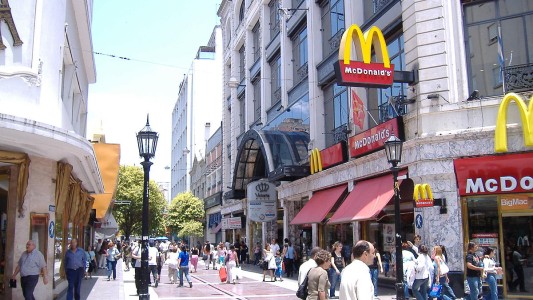 Cómo trabajarán los comercios del centro en el feriado de carnaval