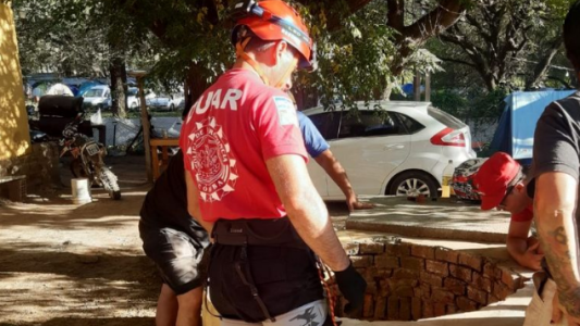 Dramático rescate de joven rosarina que cayó a un pozo durante el Cosquín Rock
