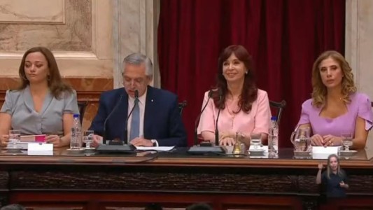 El Presidente encabeza la apertura del 141° período de sesiones ordinarias en el Congreso