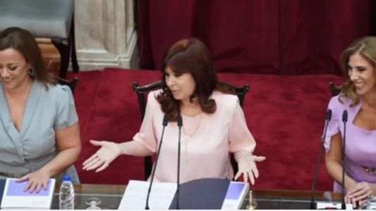 Por primera vez tres mujeres presiden una Asamblea Legislativa