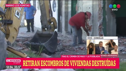 Retiran escombros de viviendas destruidas en barrio Los Pumitas y devuelven elementos sustraídos