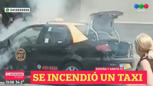 Se incendió un taxi con GNC frente a una estación de servicio