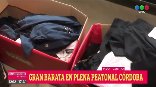 Cientos de personas se agolparon en un local del centro por una “Gran barata”