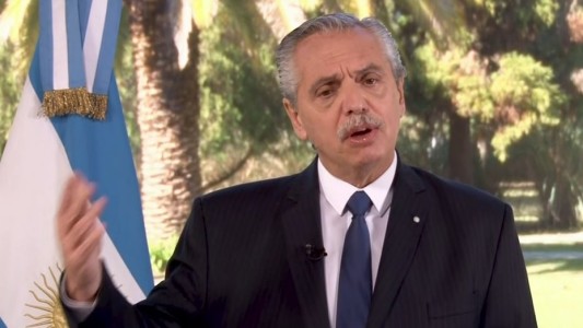 Cadena Nacional: el Presidente arremetió contra la Corte por "su carácter antidemocrático"