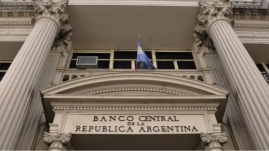 El Banco Central subirá la tasa de los plazo fijo al 97%