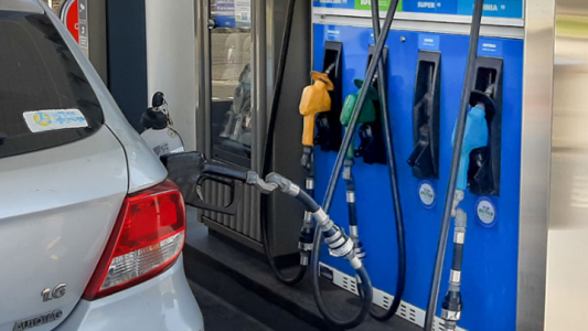 Aumentan un 4% el precio de los combustibles