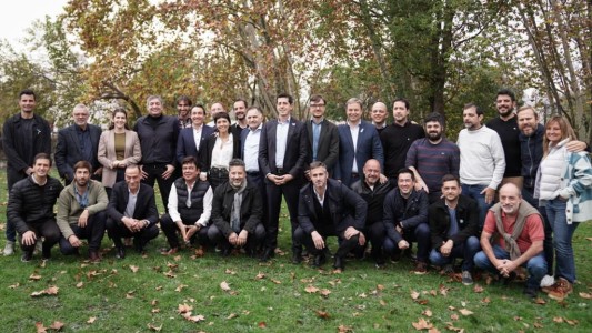 Interna del Frente de Todos: "Wado" de Pedro recibió el respaldo de Máximo Kirchner e intendentes