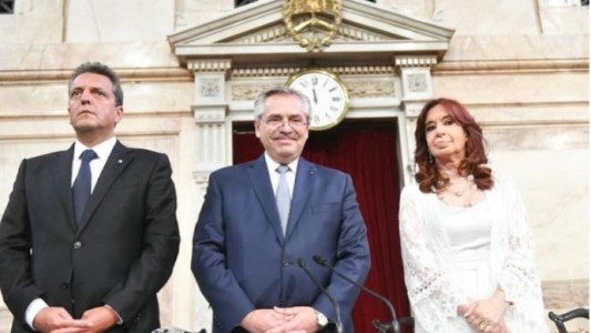 Massa, con Alberto Fernández en el tedeum y con Cristina Kirchner en la Plaza de Mayo