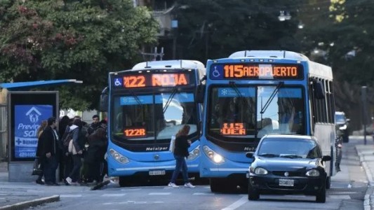 El Ministerio de Trabajo extendió la conciliación obligatoria y se suspendió el paro de colectivos