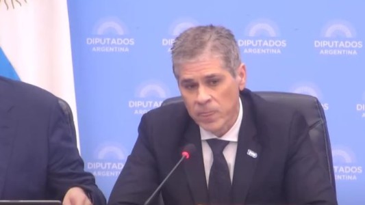 Diputados: el titular de YPF defendió el régimen de promoción de gas natural licuado