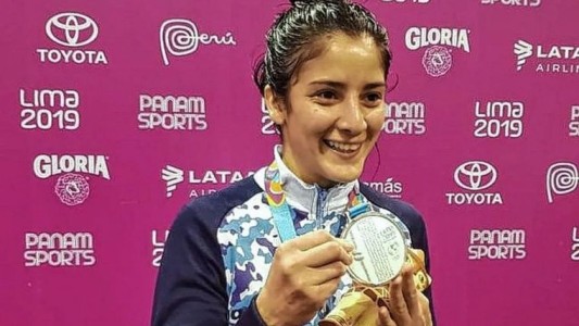 Se encuentra grave la boxeadora olímpica Dayana Sánchez tras incendiarse su casa