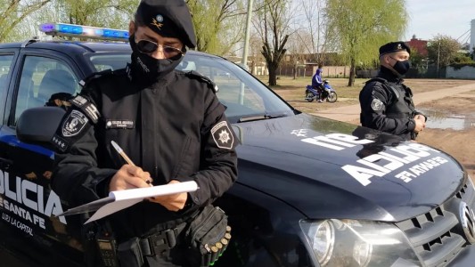 Le balearon el auto en la autopista Rosario-Santa Fe y la respuesta de la policía es indignante