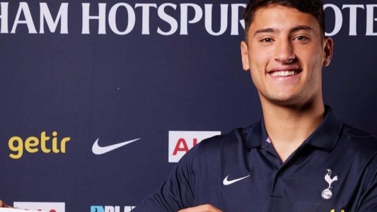 Presentaron a Véliz en el Tottenham: "Es tocar el cielo con las manos"