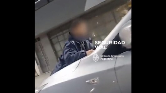 Un colectivero fue arrastrado 200 metros en el capó de una camioneta tras una discusión de tránsito