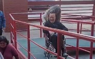 Un hombre de 102 años votó en un colegio de La Plata: "Nunca falté, soy muy cumplidor"