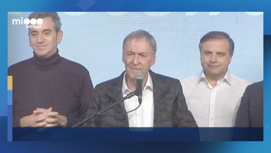 Schiaretti: "Quiero felicitar a Javier Milei que fue el candidato más votado en Córdoba"