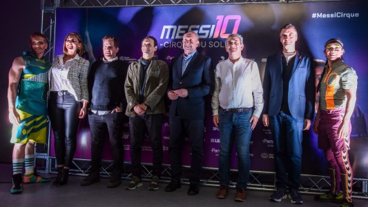 Todo listo para MESSI10 by CIRQUE DU SOLEIL en Rosario