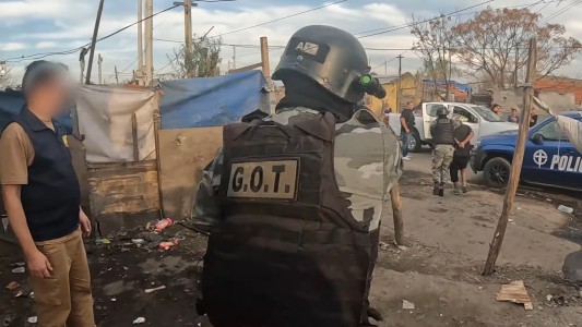 Siete detenidos de la banda “La Mafilia” rosarina cuando vendían droga en Empalme Granero