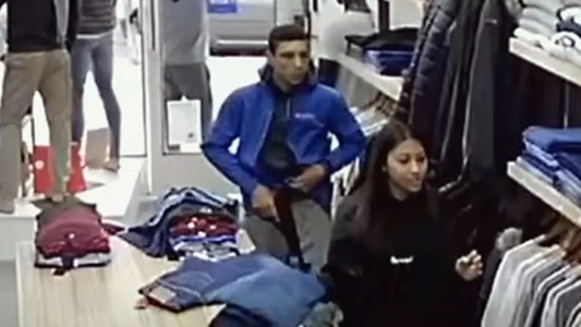 Robo violento a un local comercial con una ametralladora en zona sur